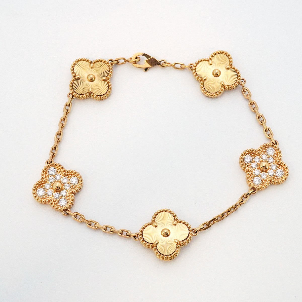 【6jcb0125】ヴァンクリーフ＆アーペル ブレスレット ヴィンテージ アルハンブラ ギヨシェ K18YG イエローゴールド ダイヤモンド【中古】レディース