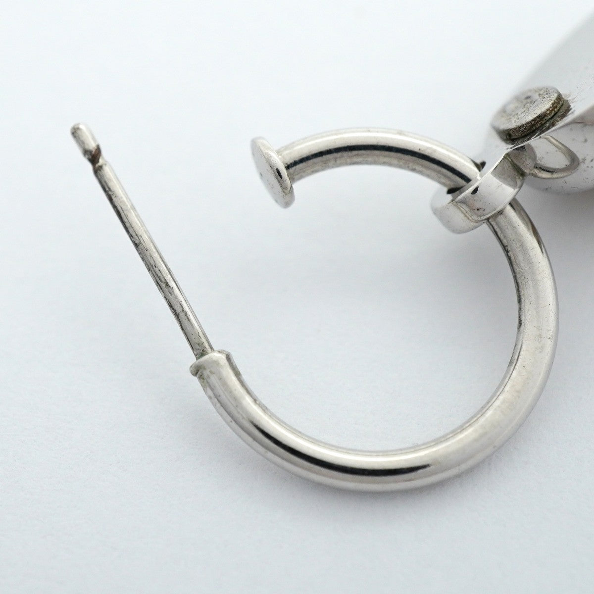 ★在庫処分★最終価格【6jdb0109-k】シャネル ピアス ココマーク オーバル メタル フェイクパール シルバー【中古】レディース