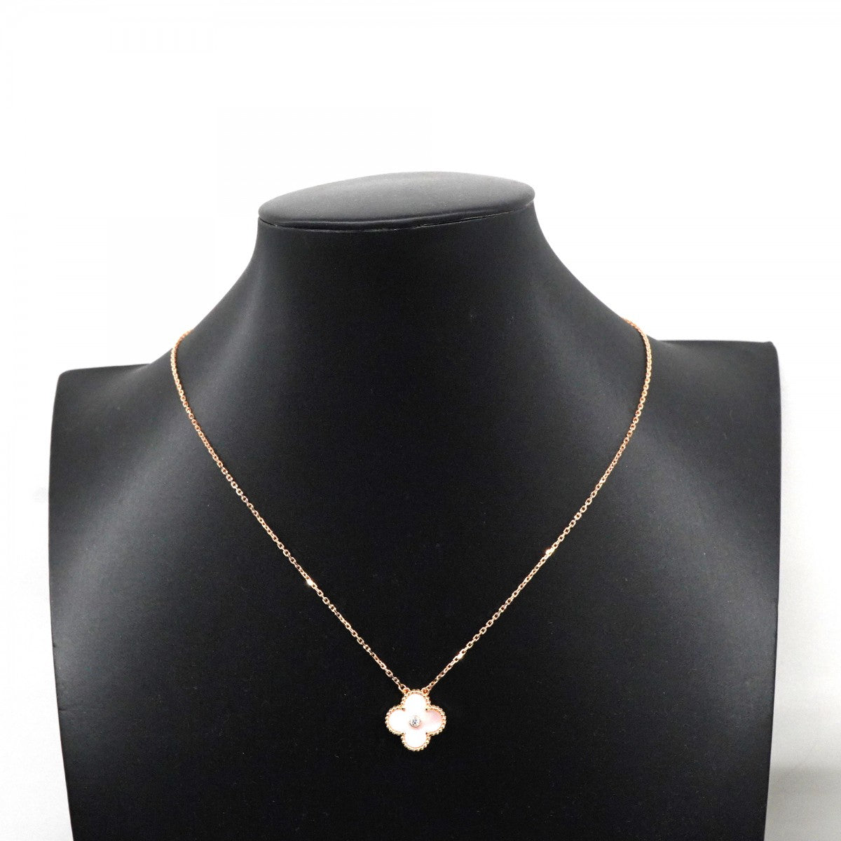 ★最終価格★SALE【6jdb0422-15】ヴァンクリーフ＆アーペル ネックレス ヴィンテージ アルハンブラ クリスマス限定 1PD K18PG ピンクゴールド ダイヤモンド ピンクマザーオブパール【中古】レディース