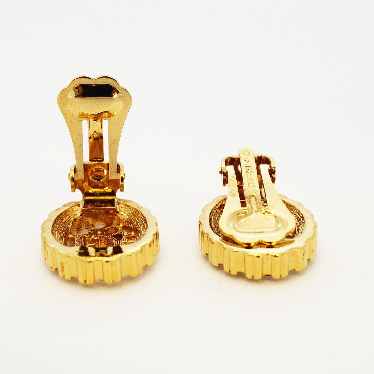 【6jdb0454-k】クリスチャンディオール イヤリング ディオールロゴ GPメッキ ラインストーン ゴールド【中古】レディース
