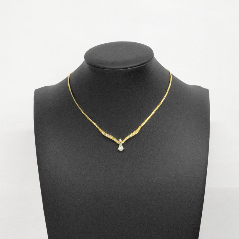 ★SALE【6jdb0782-k】クリスチャンディオール ネックレス Vトップ GPメッキ ラインストーン ゴールド【中古】レディース