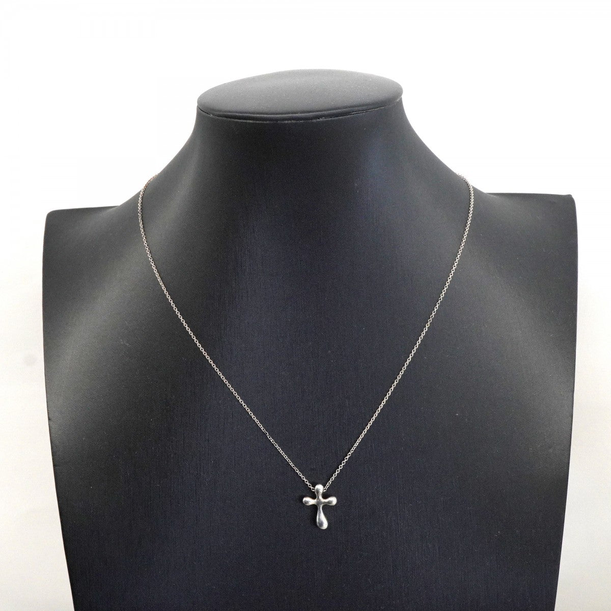 【6jeb0234-k】ティファニー ネックレス スモールクロス シルバー925【中古】レディース
