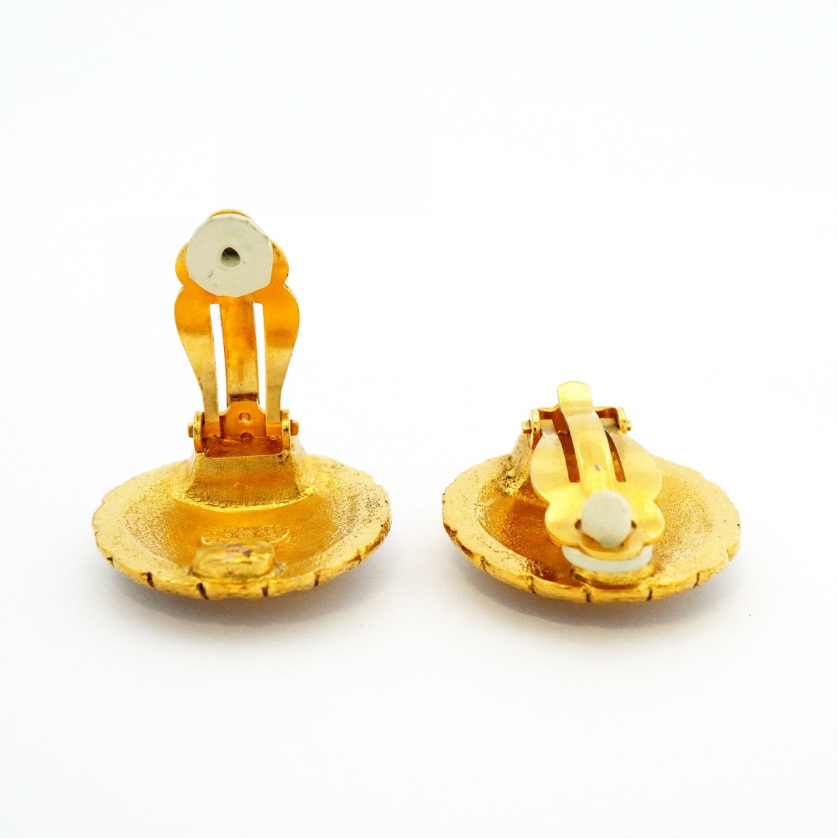 【6jeb0435-k】シャネル イヤリング ヴィンテージ ココマーク 丸型 サークル GPメッキ ゴールド【中古】レディース