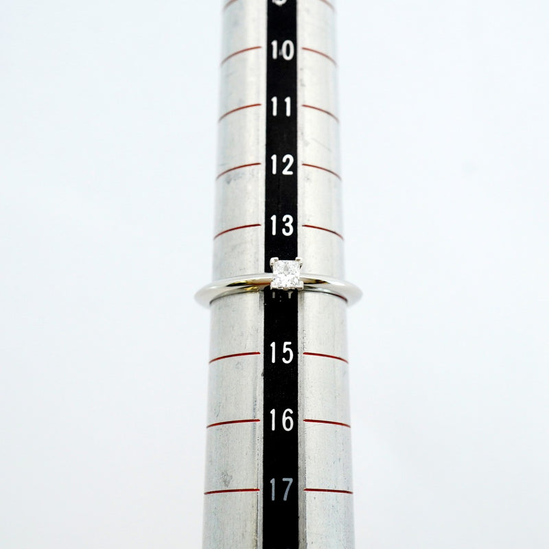 【6jeb0662】ティファニー リング ソリティア スクエアカット 1PD Pt950 プラチナ ダイヤモンド 0.18ct 14号【中古】レディース