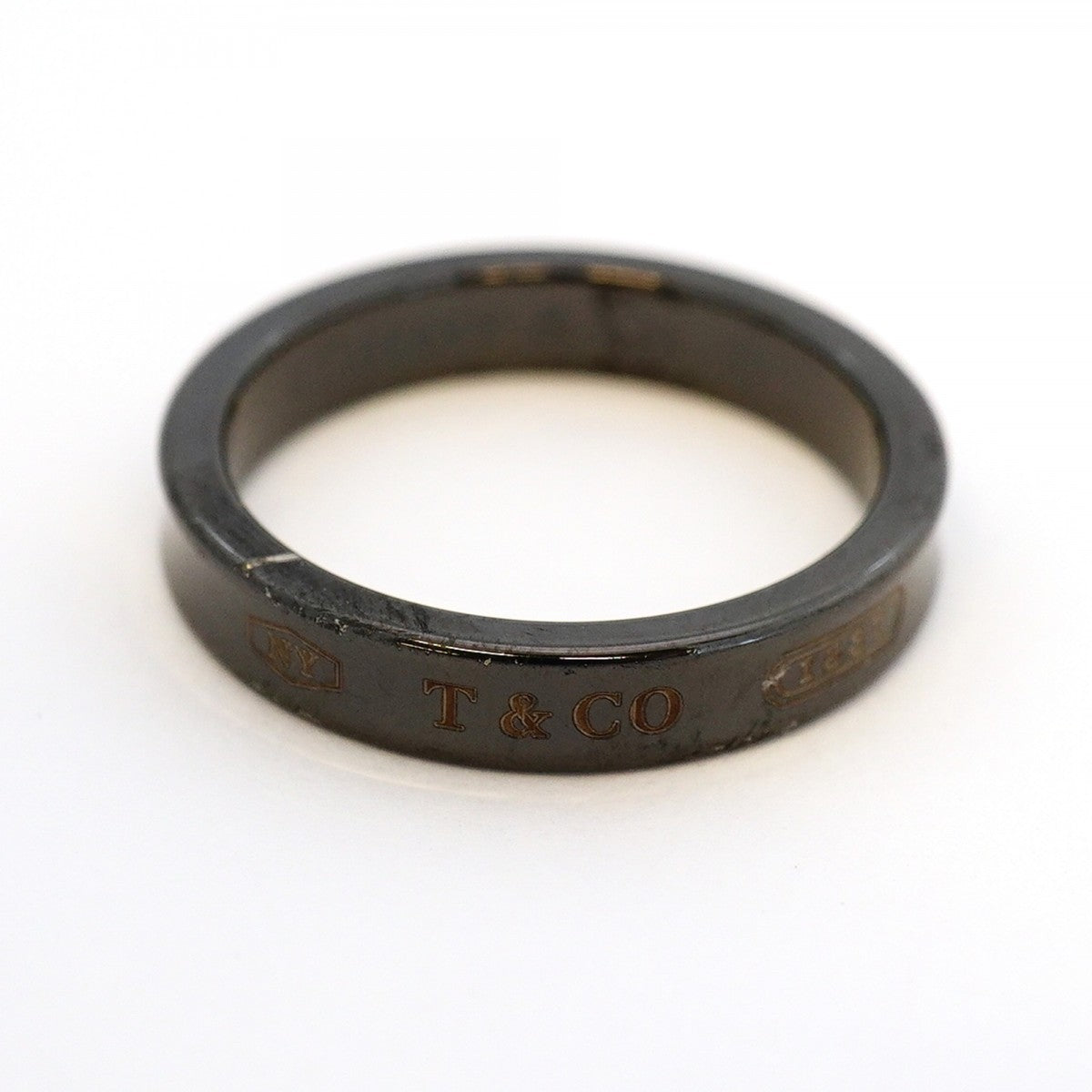 【6jeb0745-k】ティファニー リング ナロー チタン ブラック 19号【中古】レディース