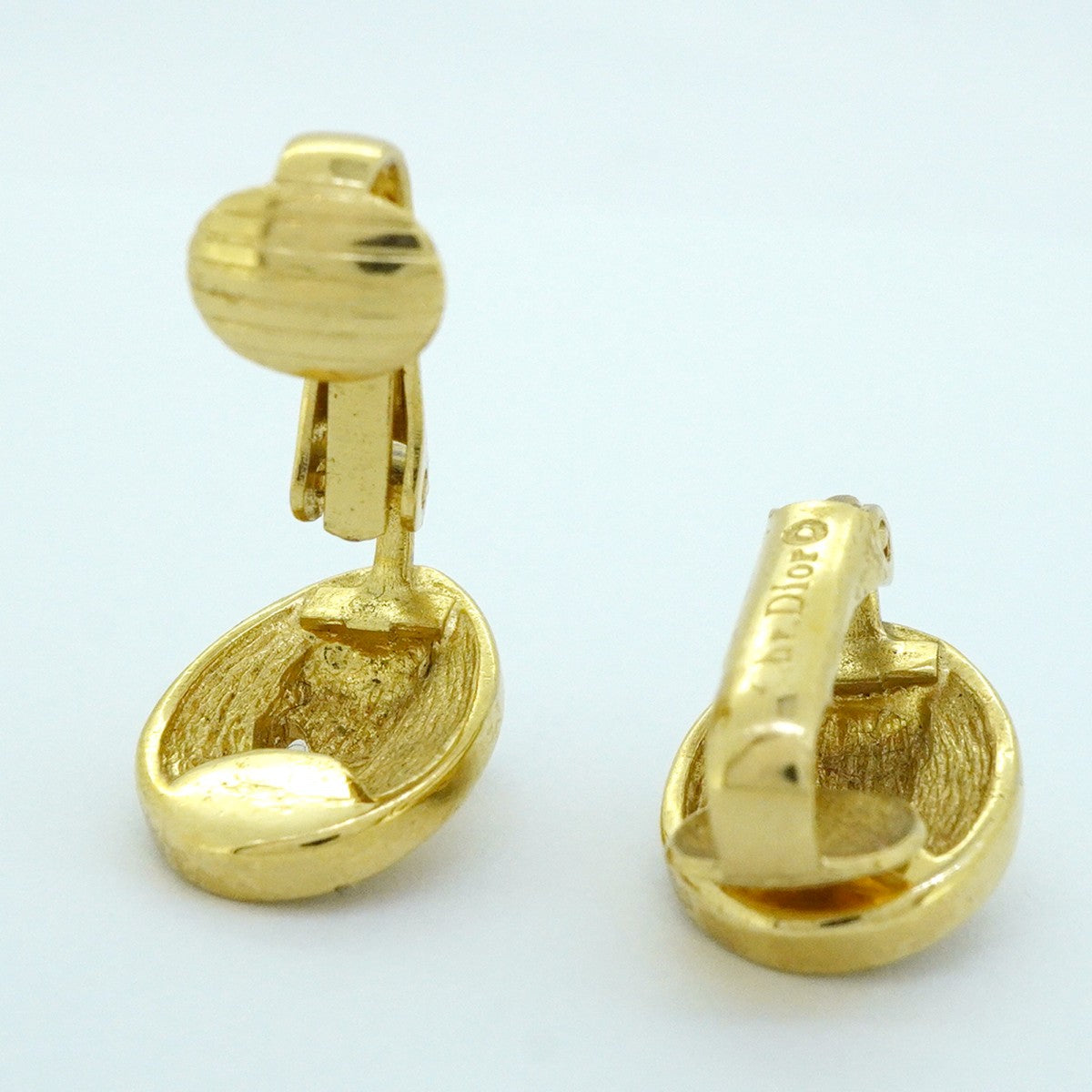 【6jeb0865-k】クリスチャンディオール イヤリング GPメッキ ラインストーン ゴールド【中古】レディース