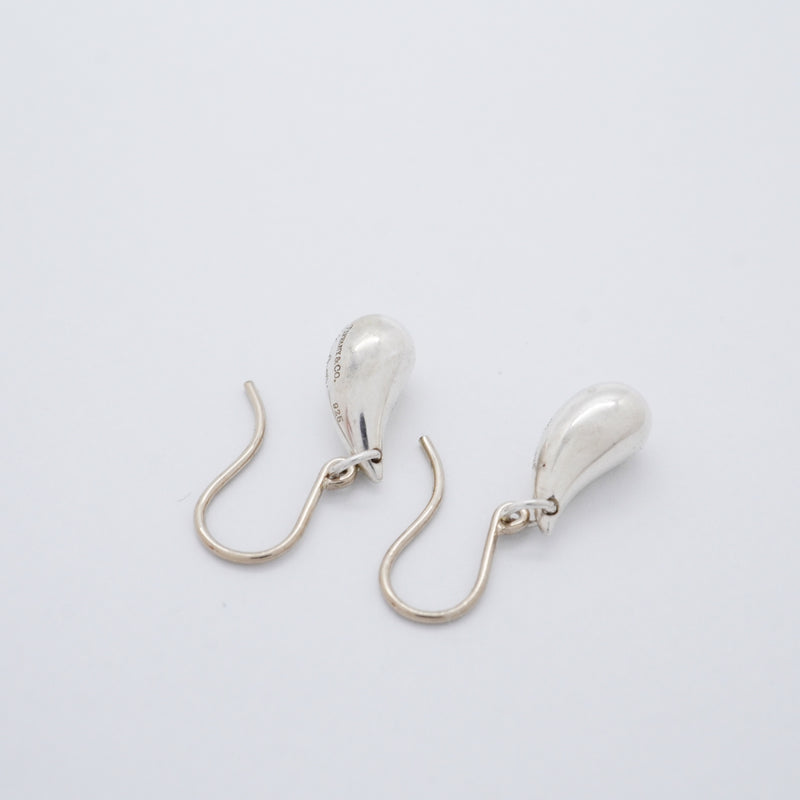 【6jfb0208-k】ティファニー ピアス ティアドロップ シルバー925【中古】レディース