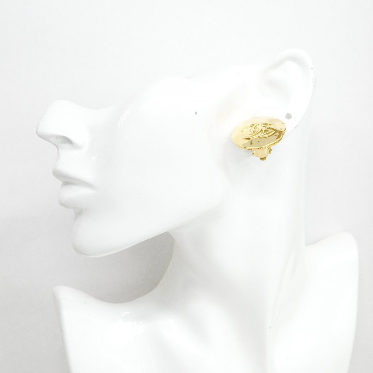 【6jfb0232-k】シャネル イヤリング ヴィンテージ ココマーク GPメッキ ゴールド【中古】レディース