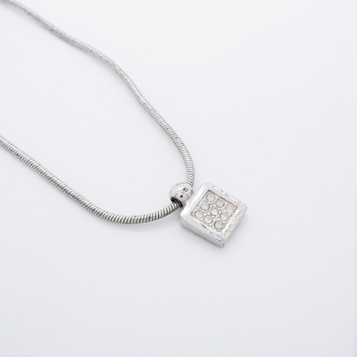 【6jfb0271】クリスチャンディオール ネックレス トロッター スクエア メタル ラインストーン シルバー【中古】レディース