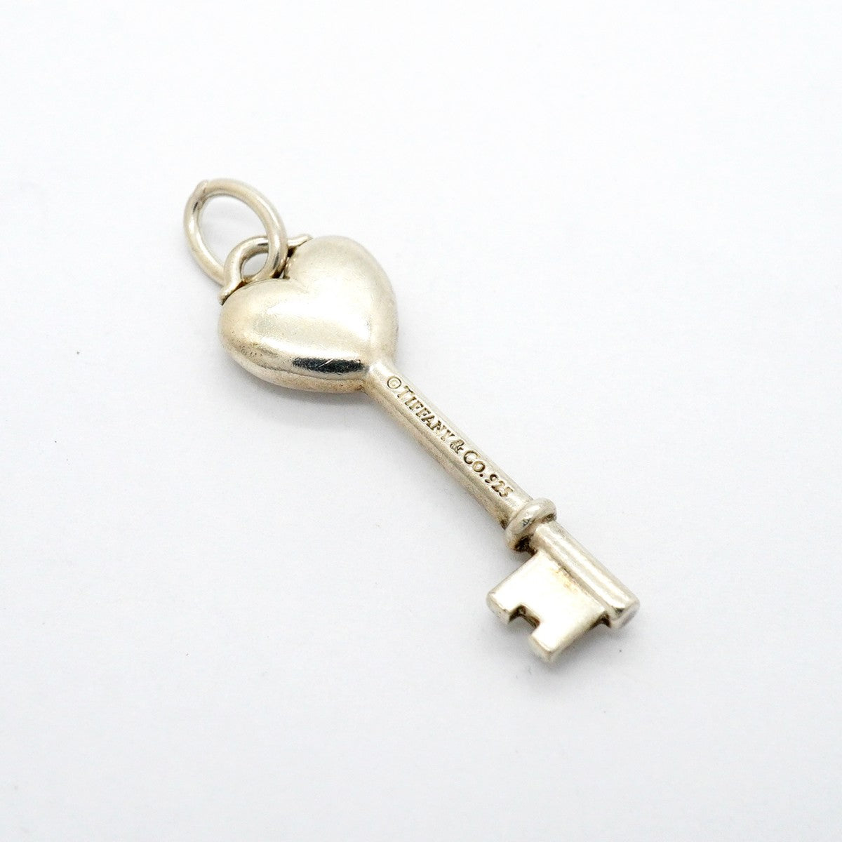 【6jfb0326-k】ティファニー ペンダントトップ ハートキー 1PD シルバー925 ダイヤモンド【中古】レディース