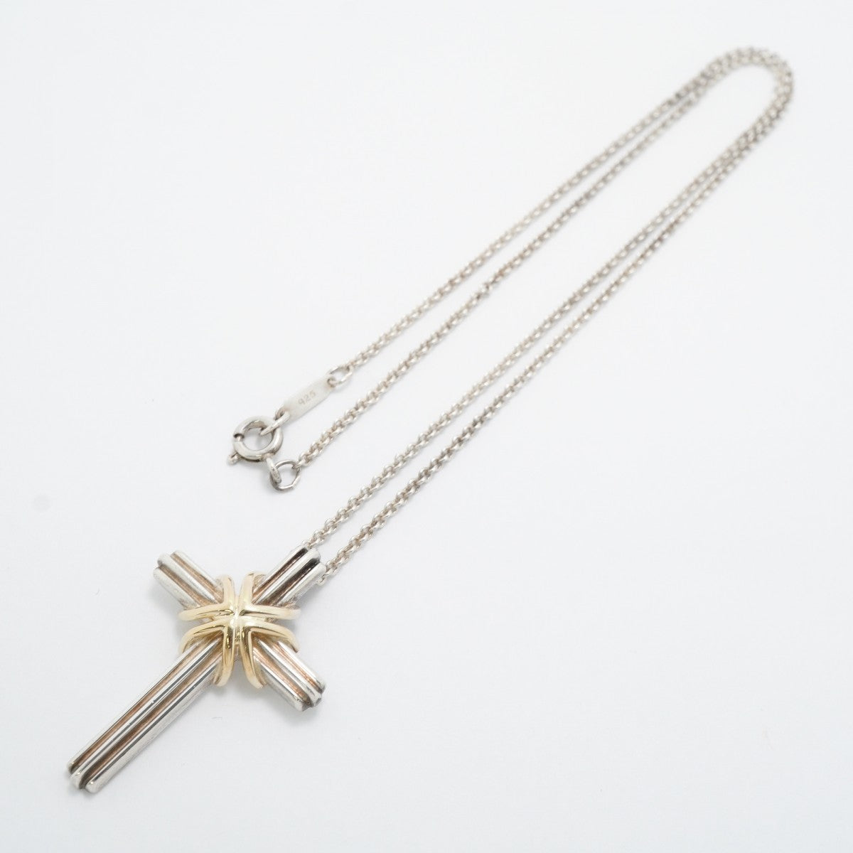 【6jfb0368-k】ティファニー ネックレス シグネチャークロス K18YG イエローゴールド シルバー925【中古】レディース