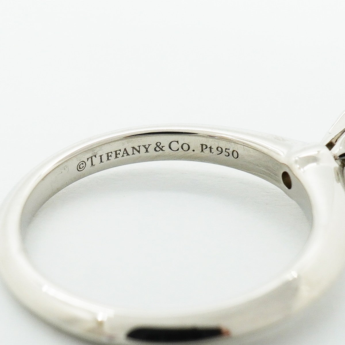【6jfb0458】ティファニー リング ソリティア 1PD Pt950 プラチナ ダイヤモンド 0.26ct 5.5号【中古】レディース