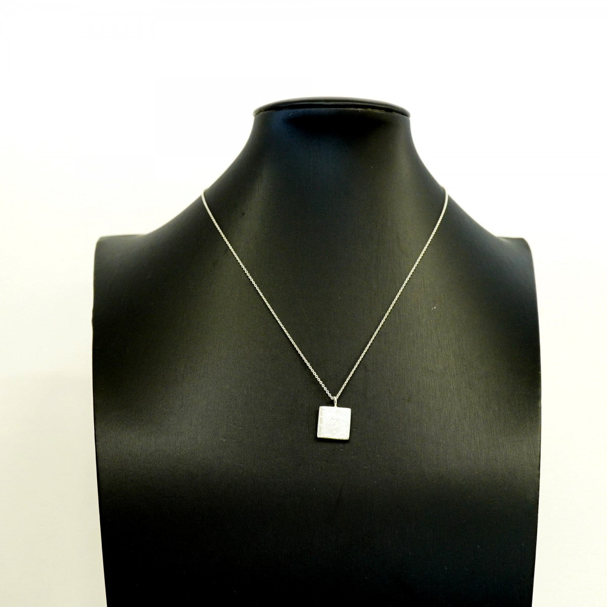 【6jfb0588-k】ティファニー ネックレス ノーツ スクエア シルバー925【中古】レディース