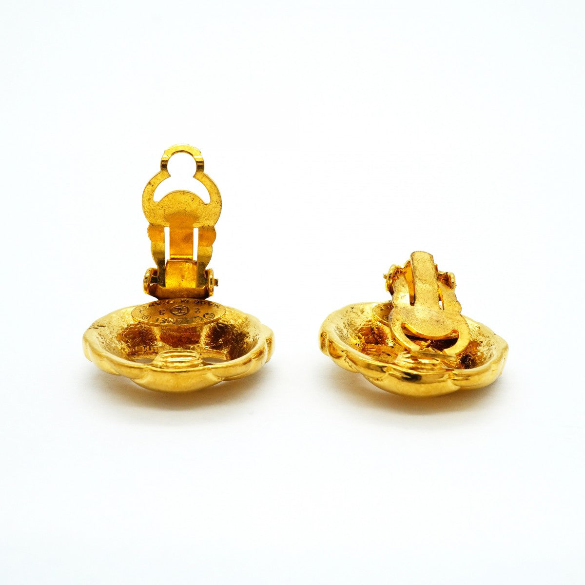 【6jfb0612-k】シャネル イヤリング ヴィンテージ ココマーク 丸型 サークル GPメッキ ゴールド【中古】レディース