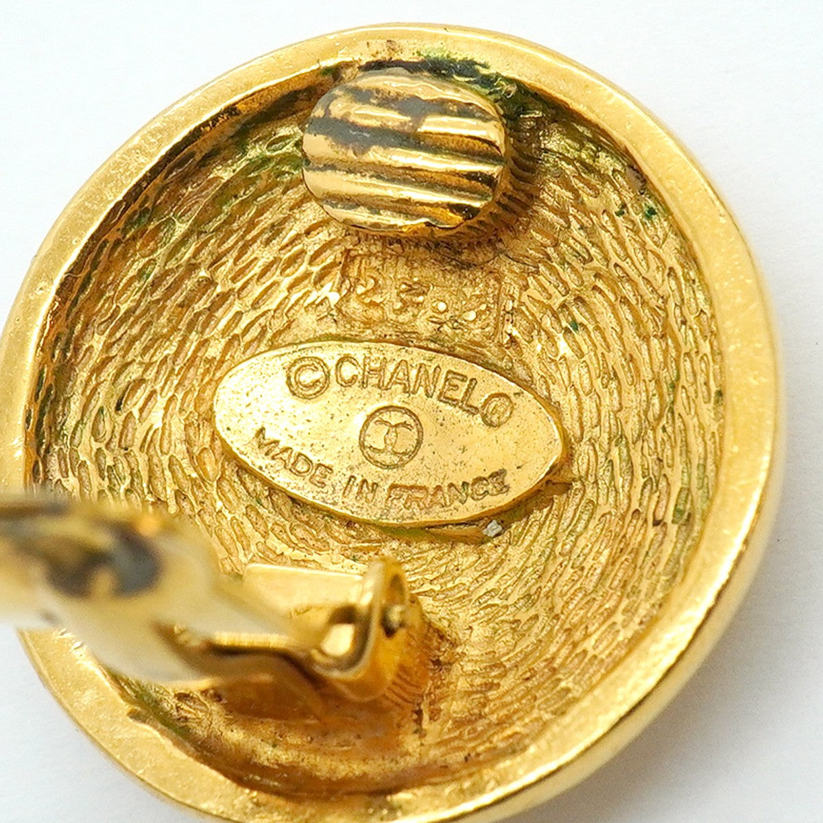 【6jfb0702】シャネル イヤリング ヴィンテージ ココマーク マトラッセ 丸型 サークル GPメッキ ゴールド【中古】レディース