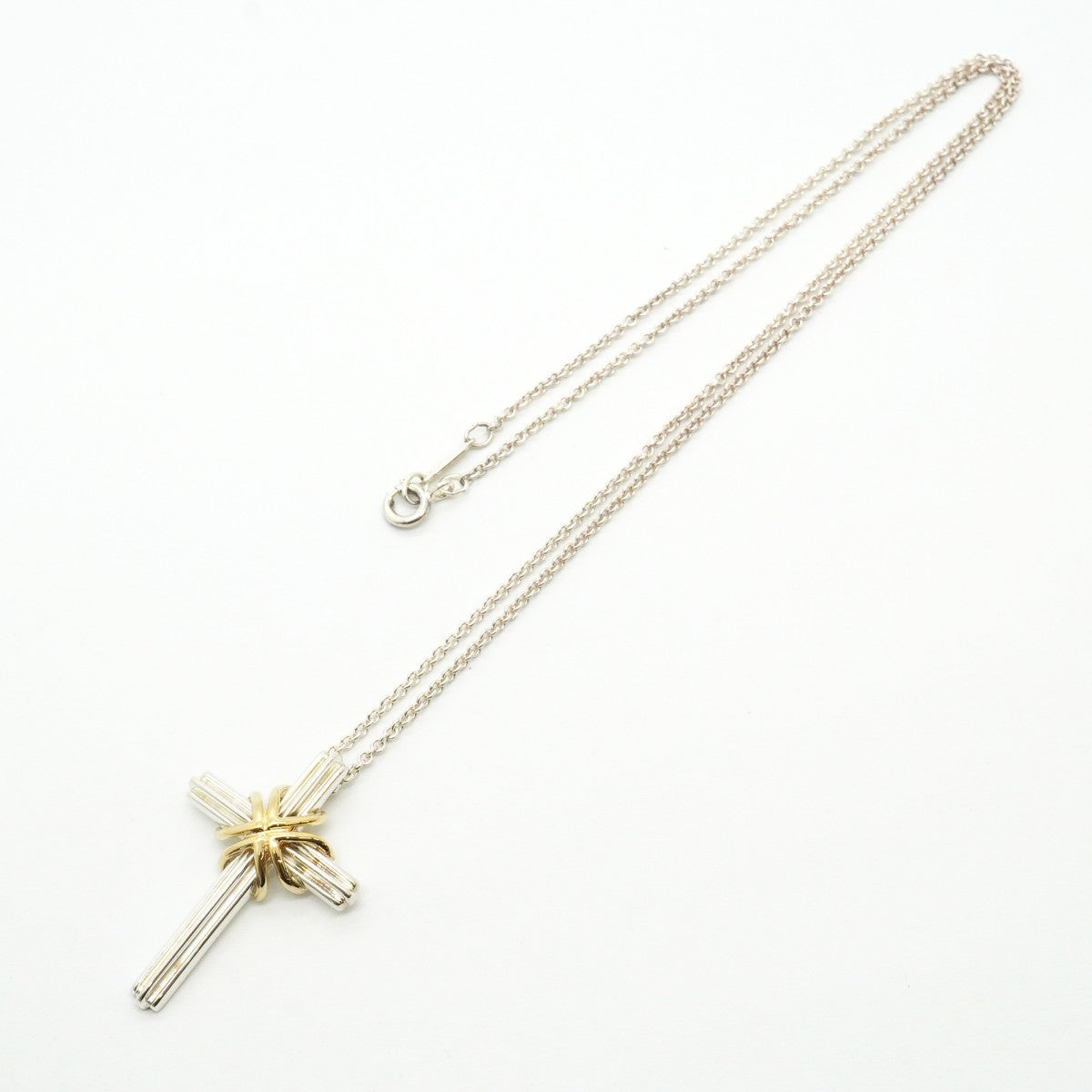 【6jfb0718】ティファニー ネックレス シグネチャークロス K18YG イエローゴールド シルバー925【中古】レディース