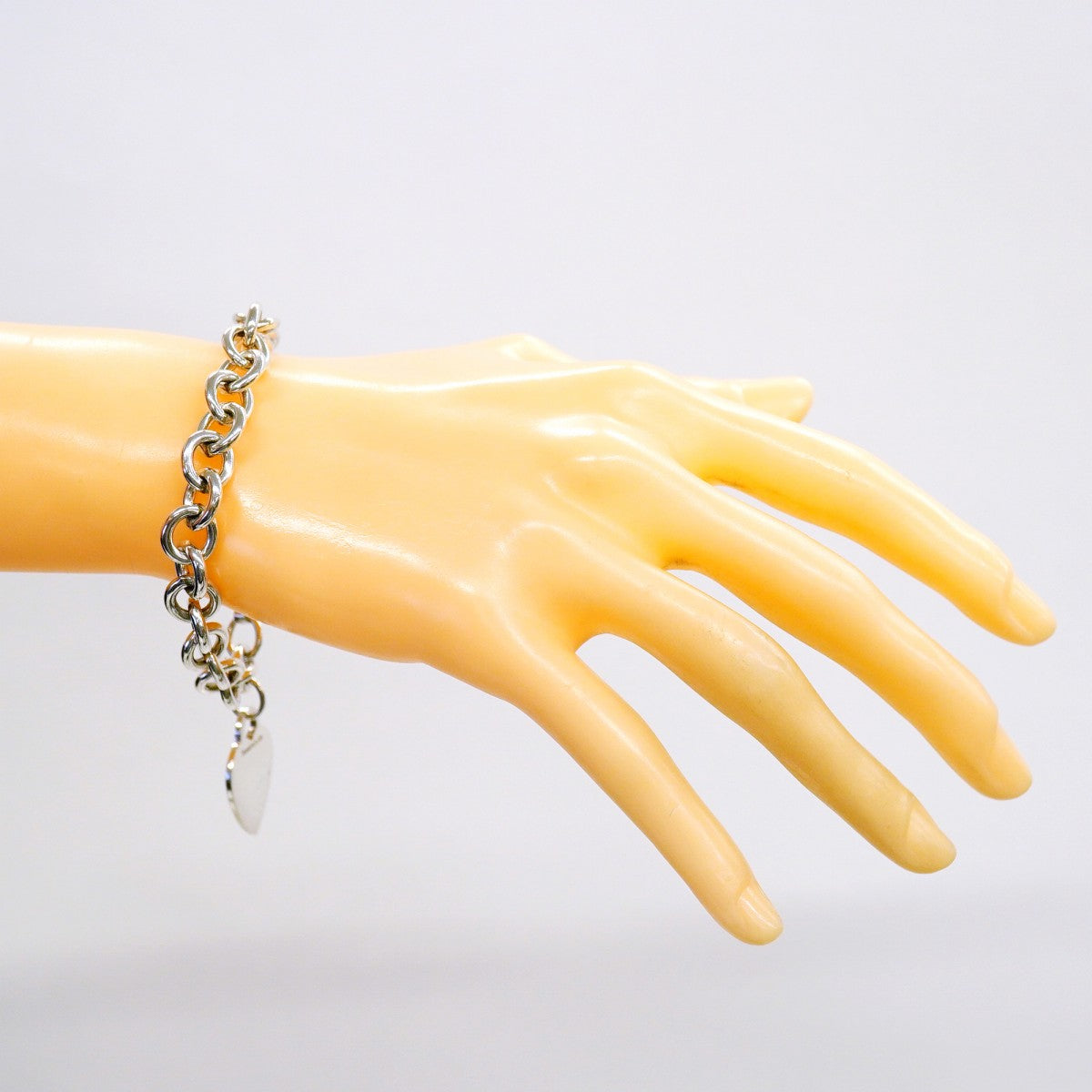 【6jfb0759-k】ティファニー ブレスレット ハートタグ シルバー925【中古】レディース