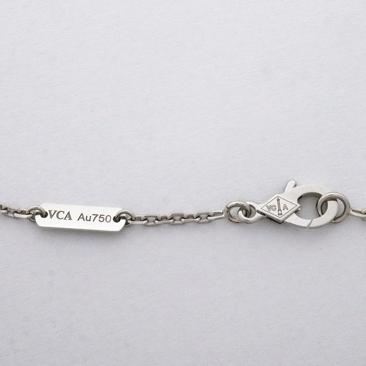 【6jfb0788】ヴァンクリーフ＆アーペル ネックレス マジック アルハンブラ K18WG ホワイトゴールド ダイヤモンド【中古】レディース