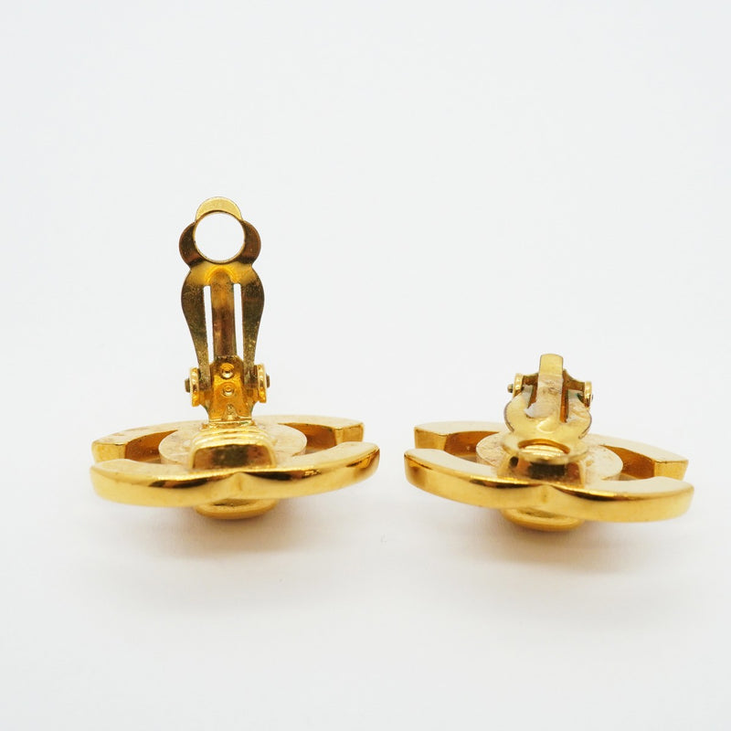 【6jfb0828-k】シャネル イヤリング ヴィンテージ ココマーク ターンロック GPメッキ ゴールド【中古】レディース