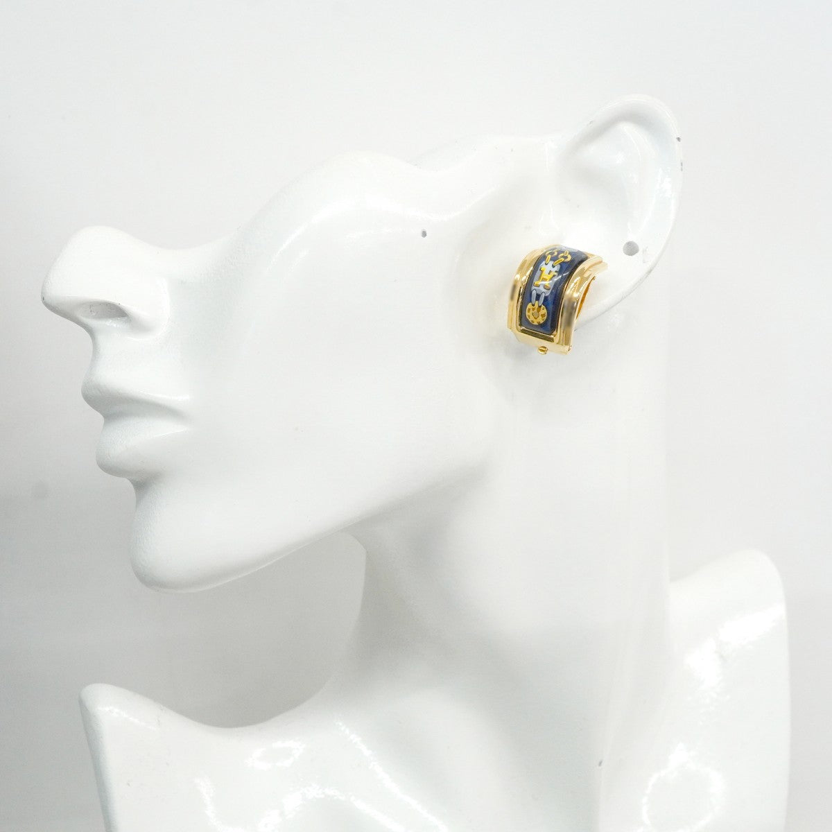 【6jfb0838-k】エルメス イヤリング エマイユ GPメッキ 七宝焼き ゴールド ブルー マルチカラー【中古】レディース