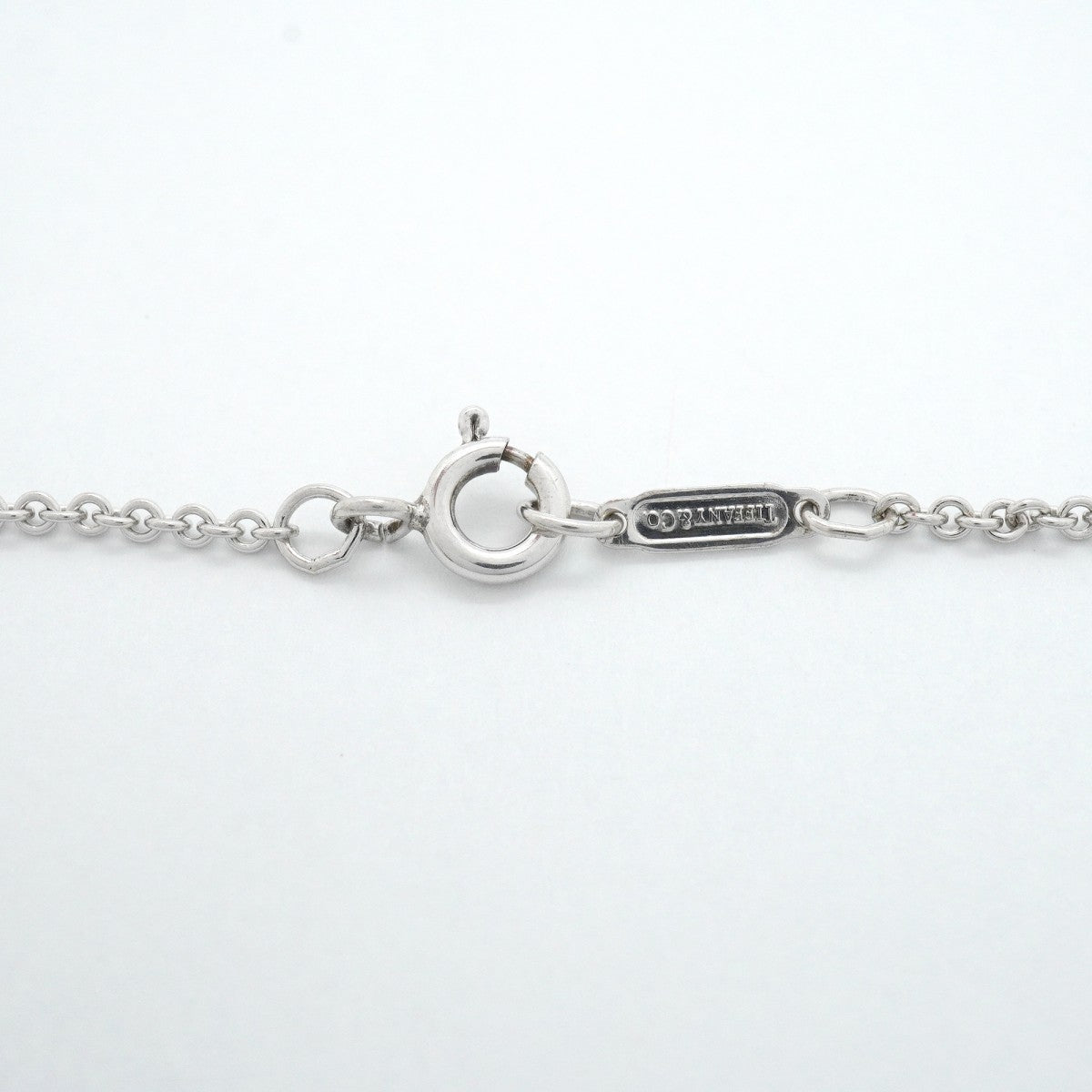 【6jfb0877-k】ティファニー ネックレス シグネチャークロス K18YG イエローゴールド シルバー925【中古】レディース