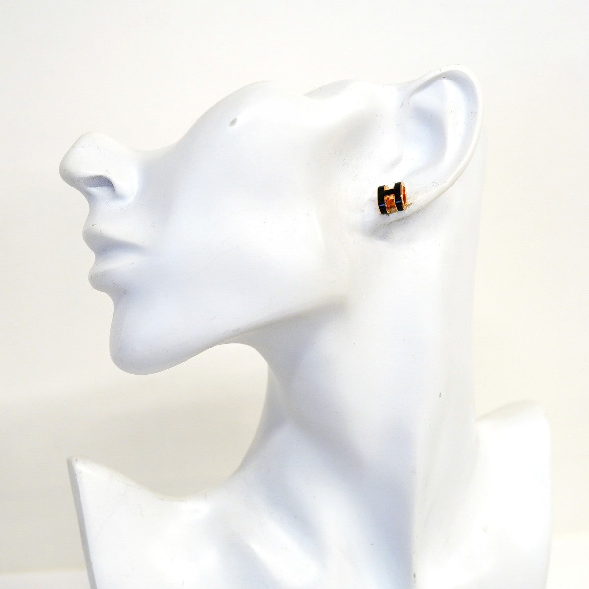 【6jfb0908-k】エルメス ピアス ミニポップアッシュ GPメッキ ブラック ピンクゴールド【中古】レディース