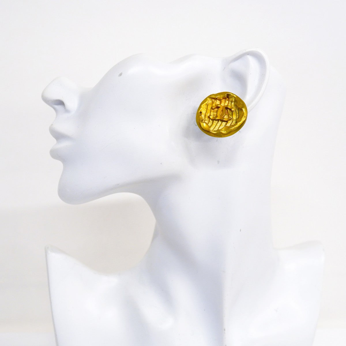 【6jfb0920-k】シャネル イヤリング ヴィンテージ ココマーク GPメッキ ゴールド【中古】レディース