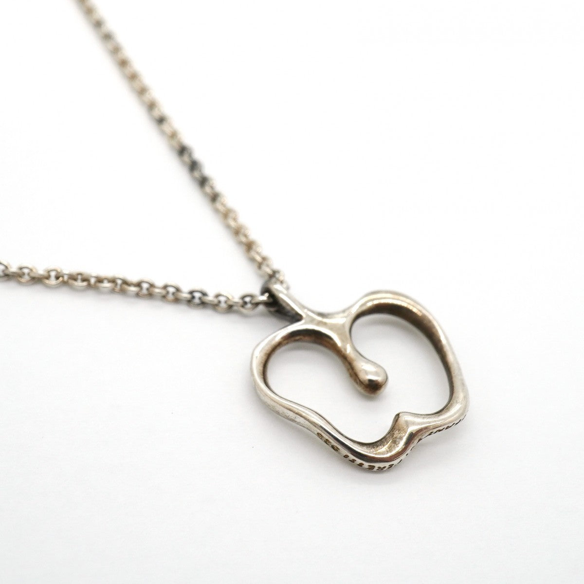 【6jgb0299】ティファニー ネックレス アップル シルバー925【中古】レディース