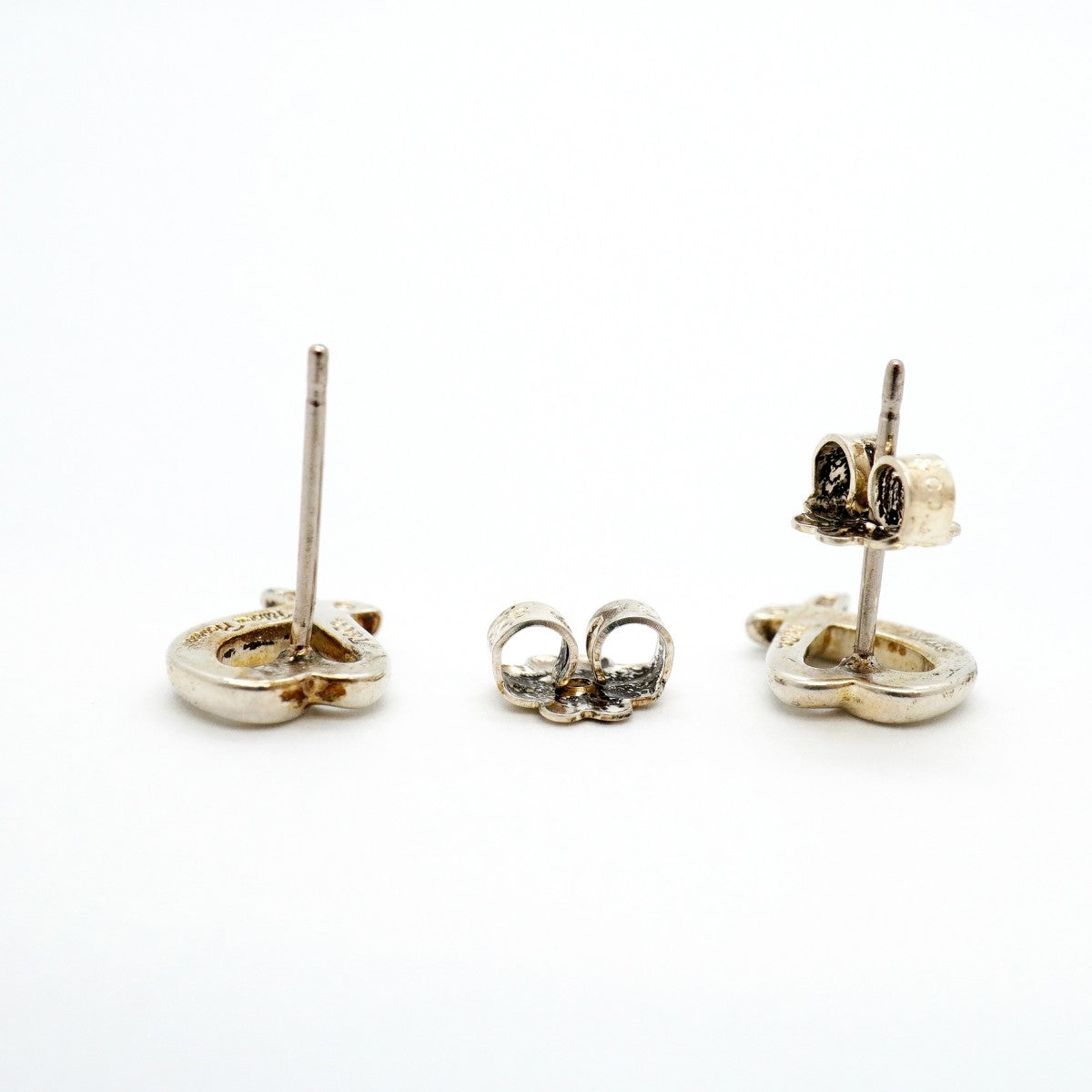 【6jgb0430-k】ティファニー ピアス ラビングハート シルバー925【中古】レディース