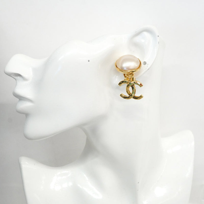 【6jgb0577-k】シャネル イヤリング ヴィンテージ ココマーク GPメッキ フェイクパール ゴールド【中古】レディース