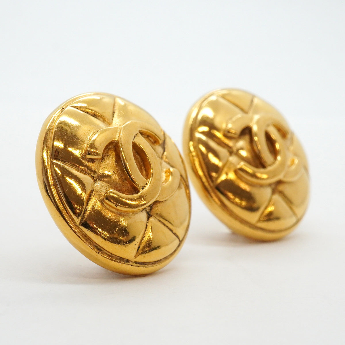 【6jgb0778】シャネル イヤリング ヴィンテージ ココマーク マトラッセ 丸型 サークル GPメッキ ゴールド【中古】レディース