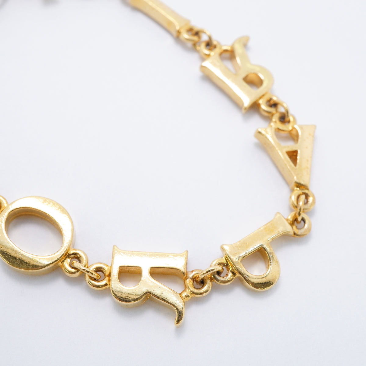 【6jgb0790-k】クリスチャンディオール ブレスレット ディオールロゴ GPメッキ ゴールド【中古】レディース