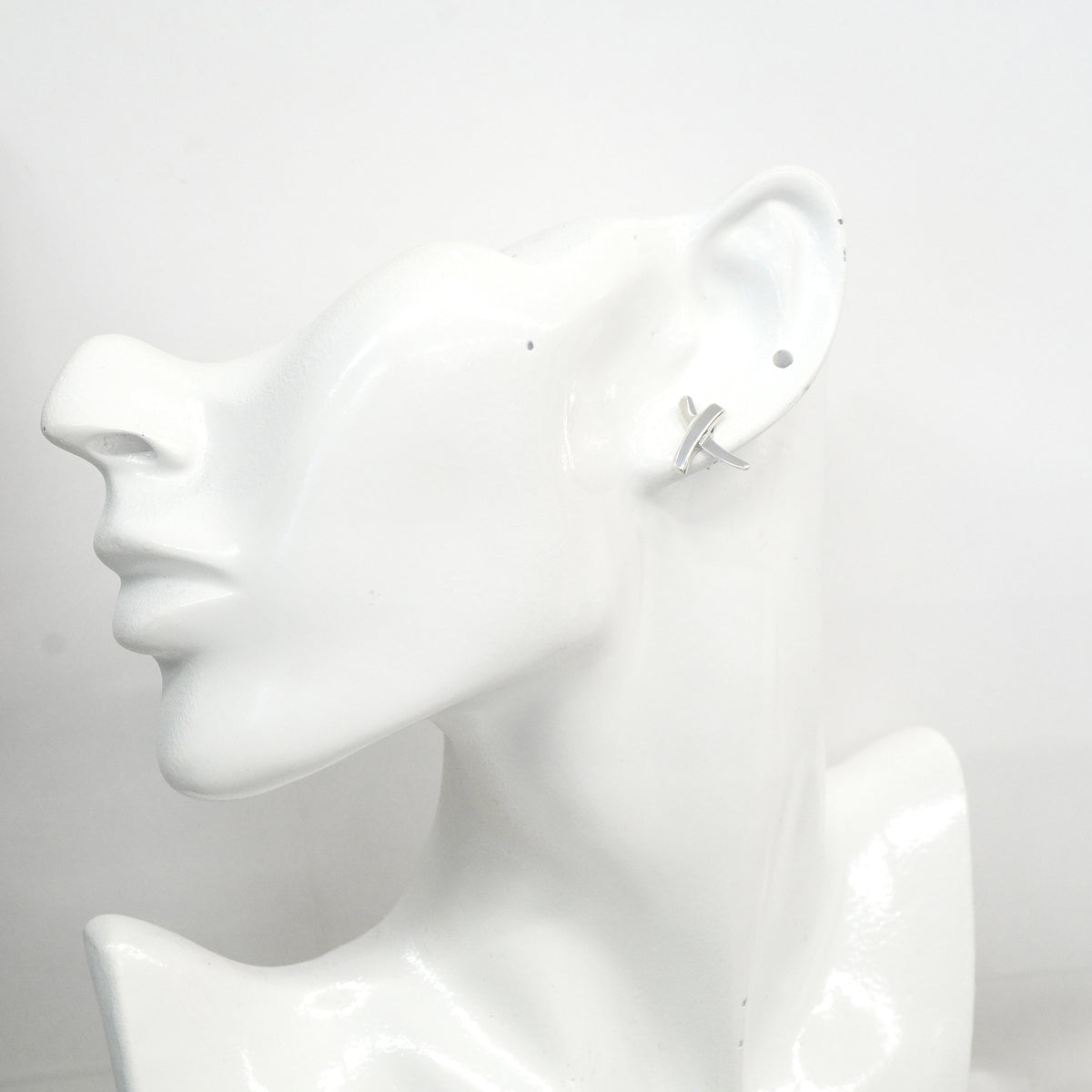 【6jgb0796-k】ティファニー ピアス キス シルバー925【中古】レディース