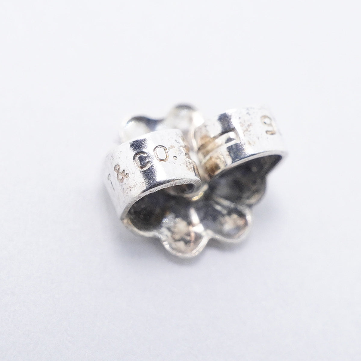 【6jgb0796-k】ティファニー ピアス キス シルバー925【中古】レディース