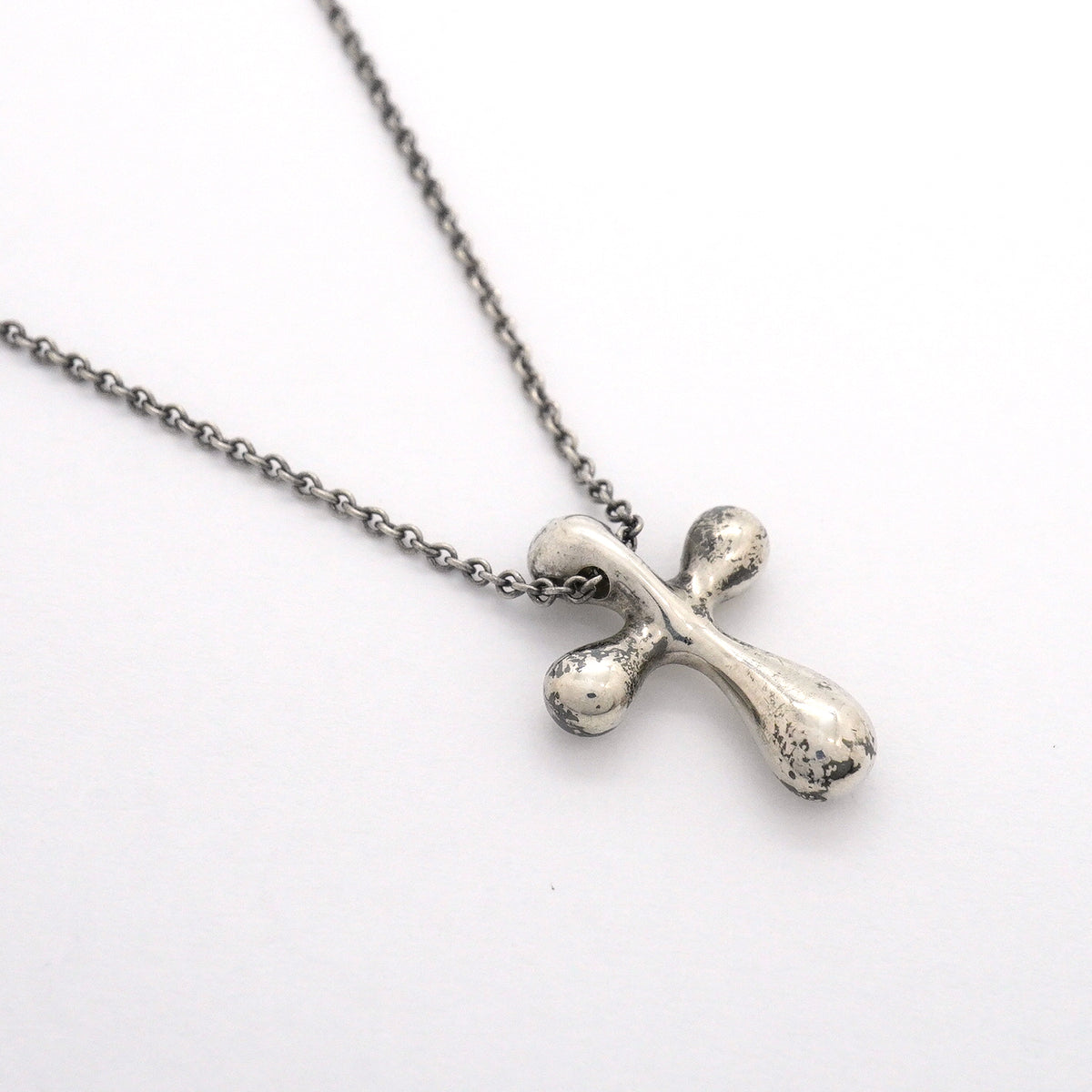 【6jgb0833-k】ティファニー ネックレス スモールクロス シルバー925【中古】レディース