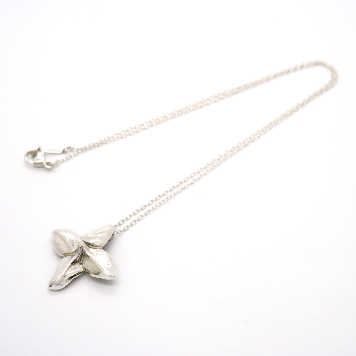 【6jgb0902-k】ティファニー ネックレス ポインセチア シルバー925【中古】レディース