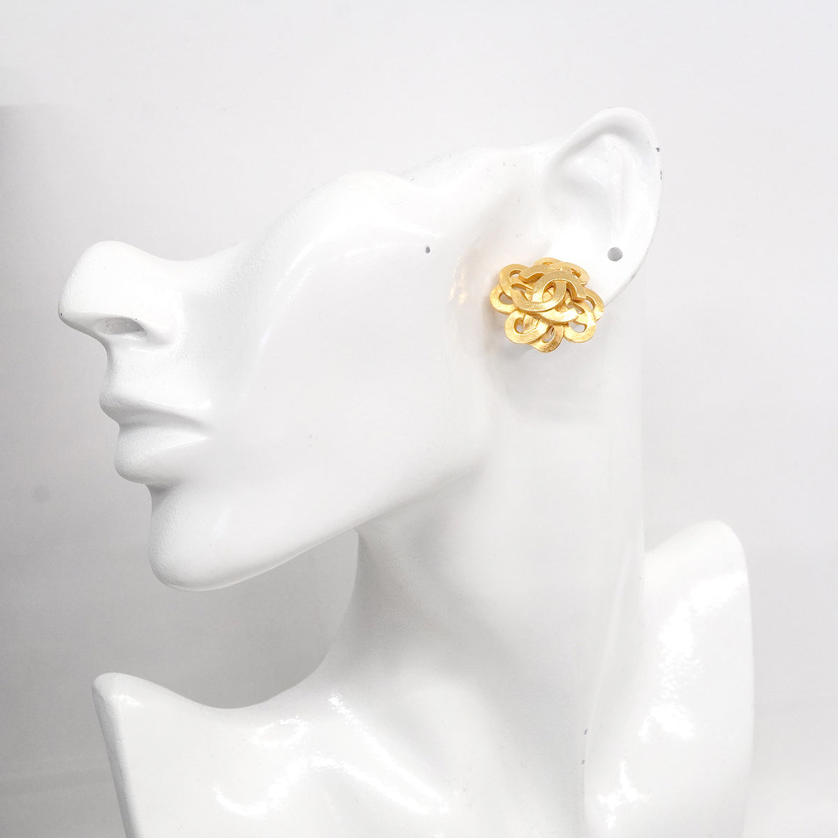 【6jhb0188-k】シャネル イヤリング ヴィンテージ ココマーク GPメッキ ゴールド【中古】レディース