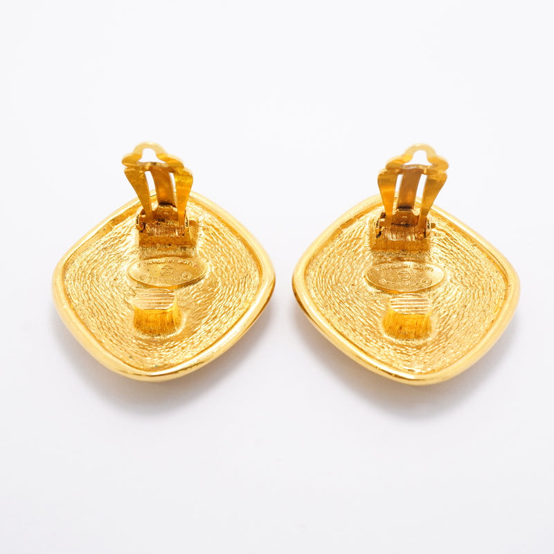 【6jhb0213-k】シャネル イヤリング ヴィンテージ ココマーク 菱形 GPメッキ ゴールド【中古】レディース