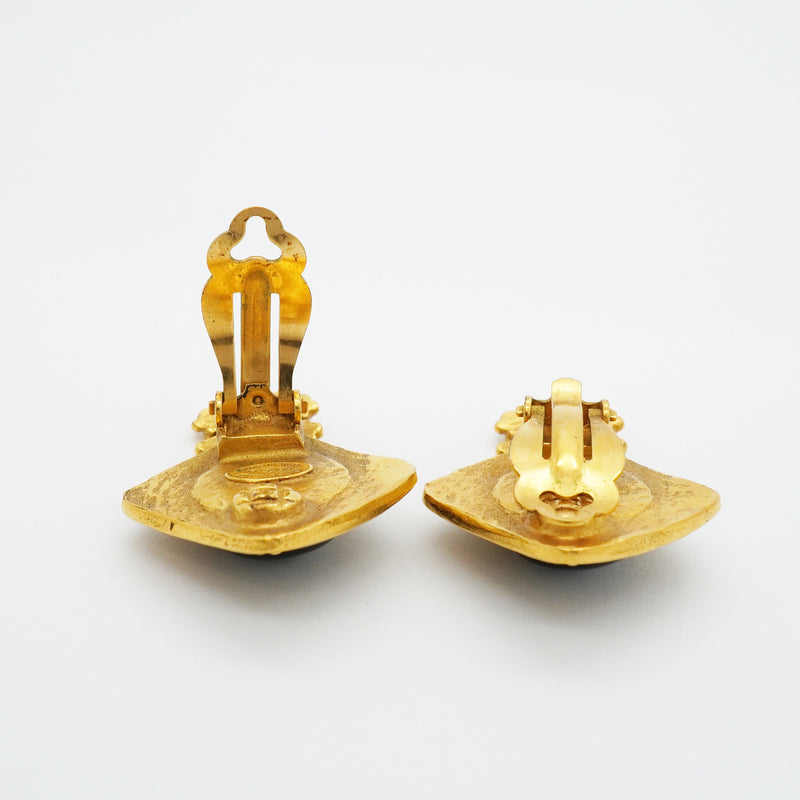 【6jhb0309-k】シャネル イヤリング ヴィンテージ ココマーク GPメッキ ゴールド ブラック【中古】レディース
