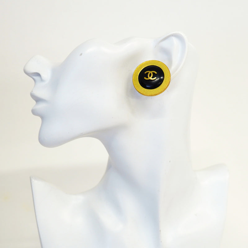 【6jhb0371-k】シャネル イヤリング ヴィンテージ ココマーク 丸型 サークル GPメッキ ゴールド ブラック【中古】レディース
