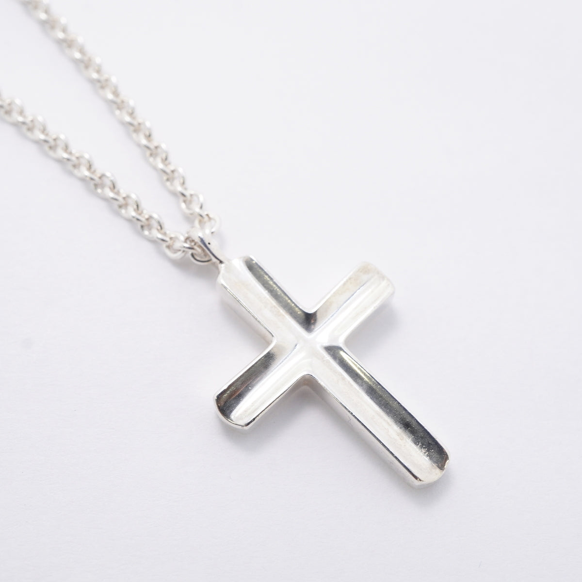 【6jhb0440】ティファニー ネックレス コンケーブクロス シルバー925【中古】レディース