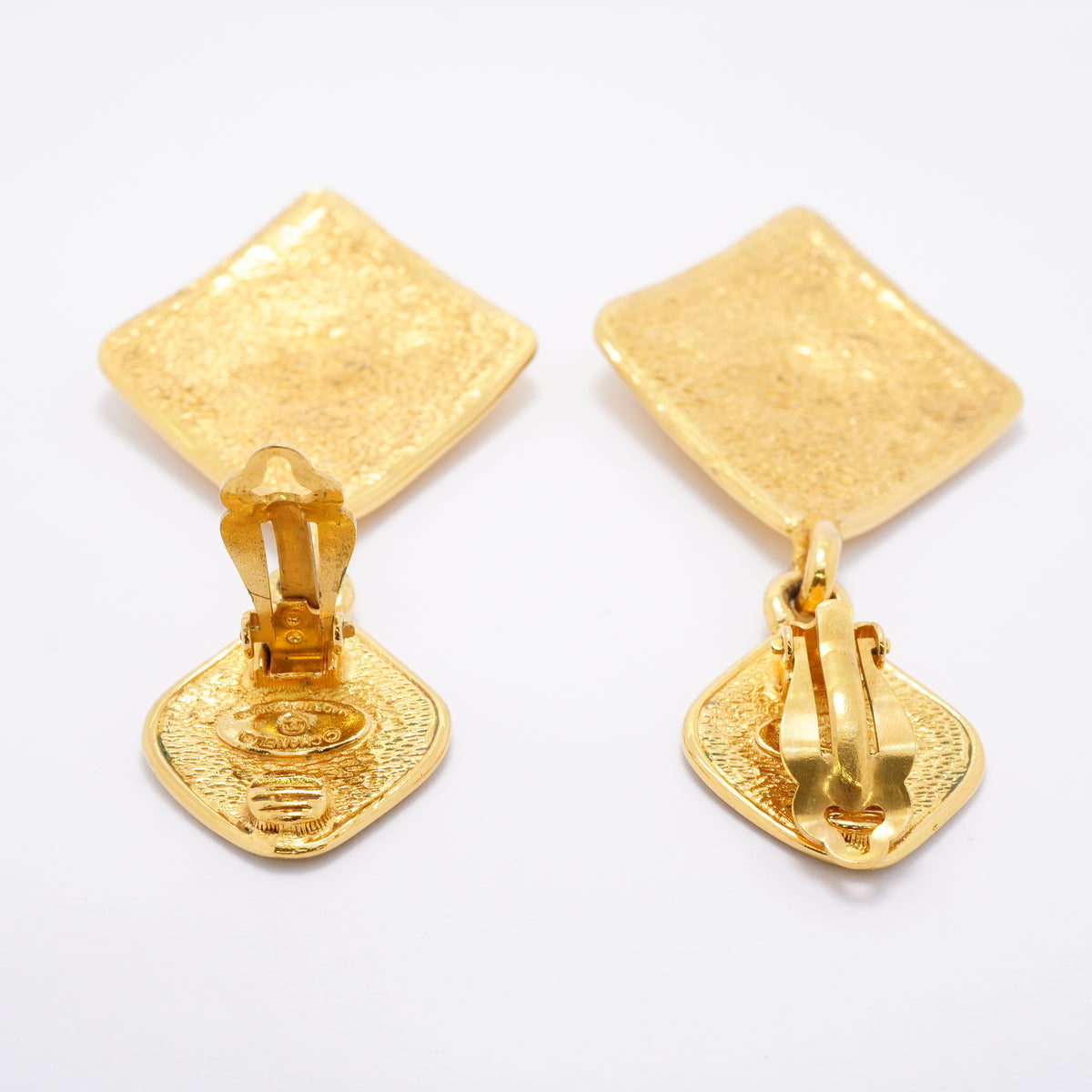 【6jhb0468】シャネル イヤリング ヴィンテージ ココマーク 菱形 GPメッキ ゴールド【中古】レディース