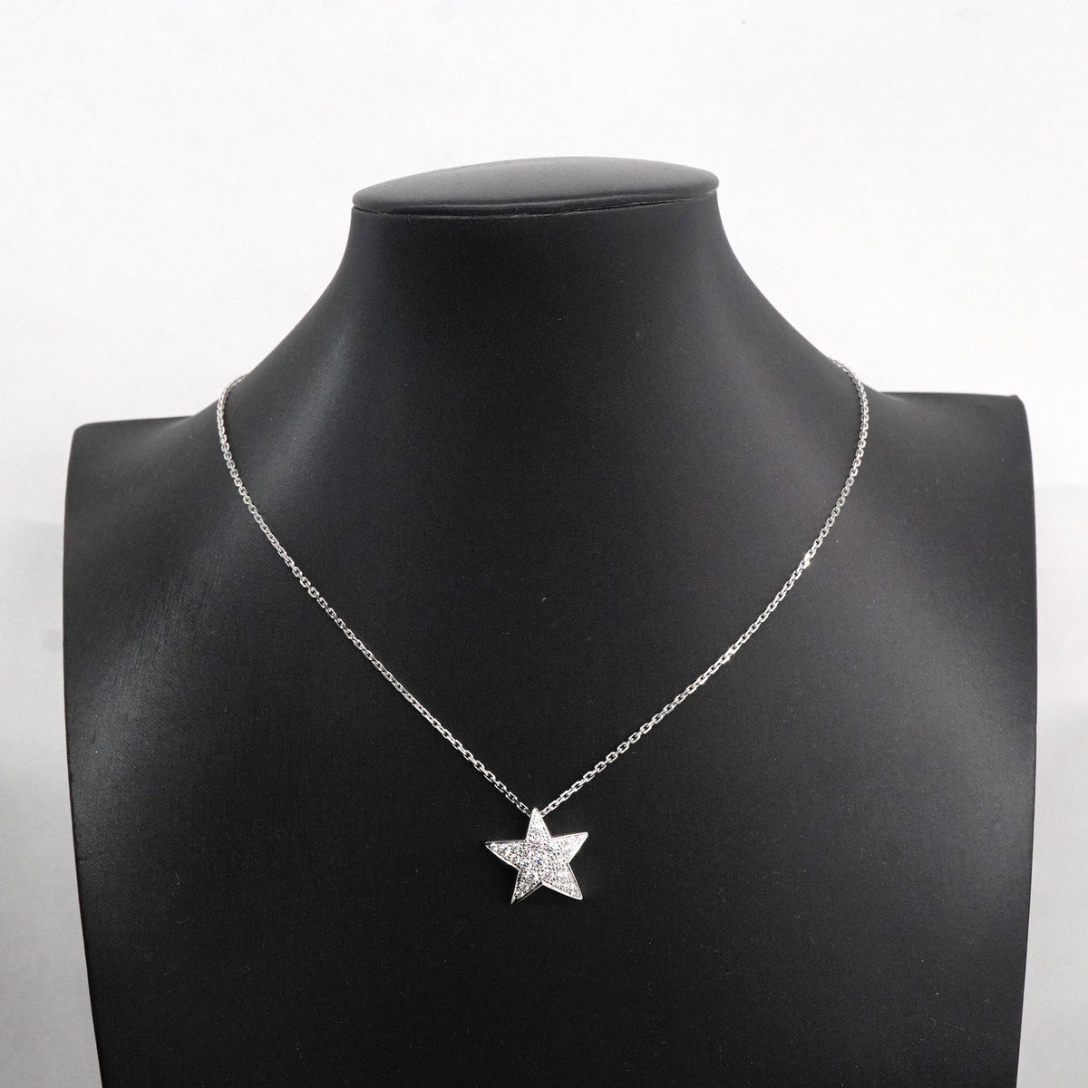 【6jhb0542】シャネル ネックレス コメット 星形 スター ラージ K18WG ホワイトゴールド ダイヤモンド【中古】レディース