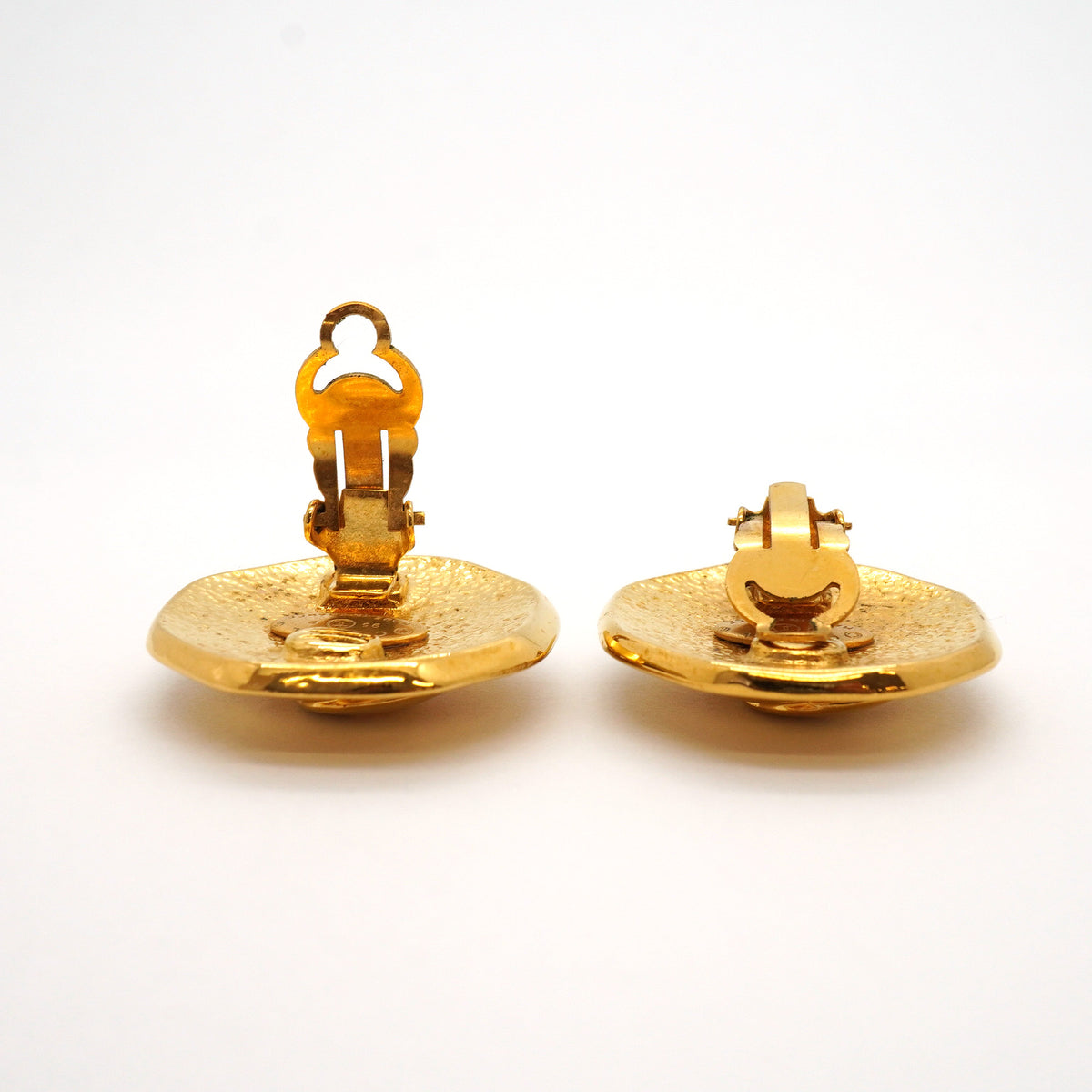 【6jhb0565】シャネル イヤリング ヴィンテージ ココマーク GPメッキ ゴールド【中古】レディース