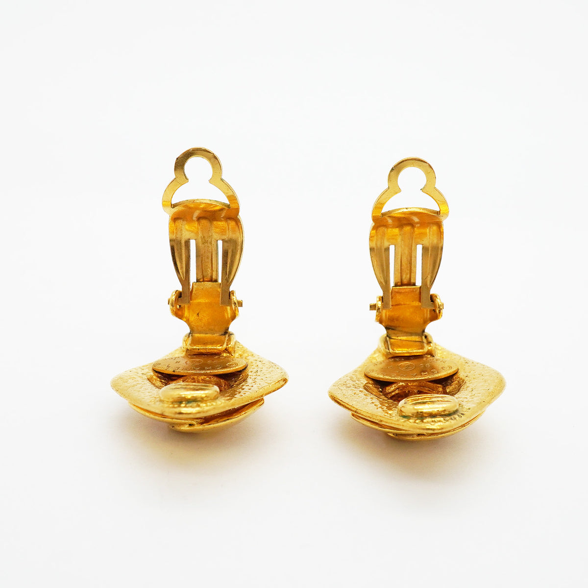 【6jhb0690】シャネル イヤリング ヴィンテージ ココマーク 菱形 GPメッキ ゴールド【中古】レディース