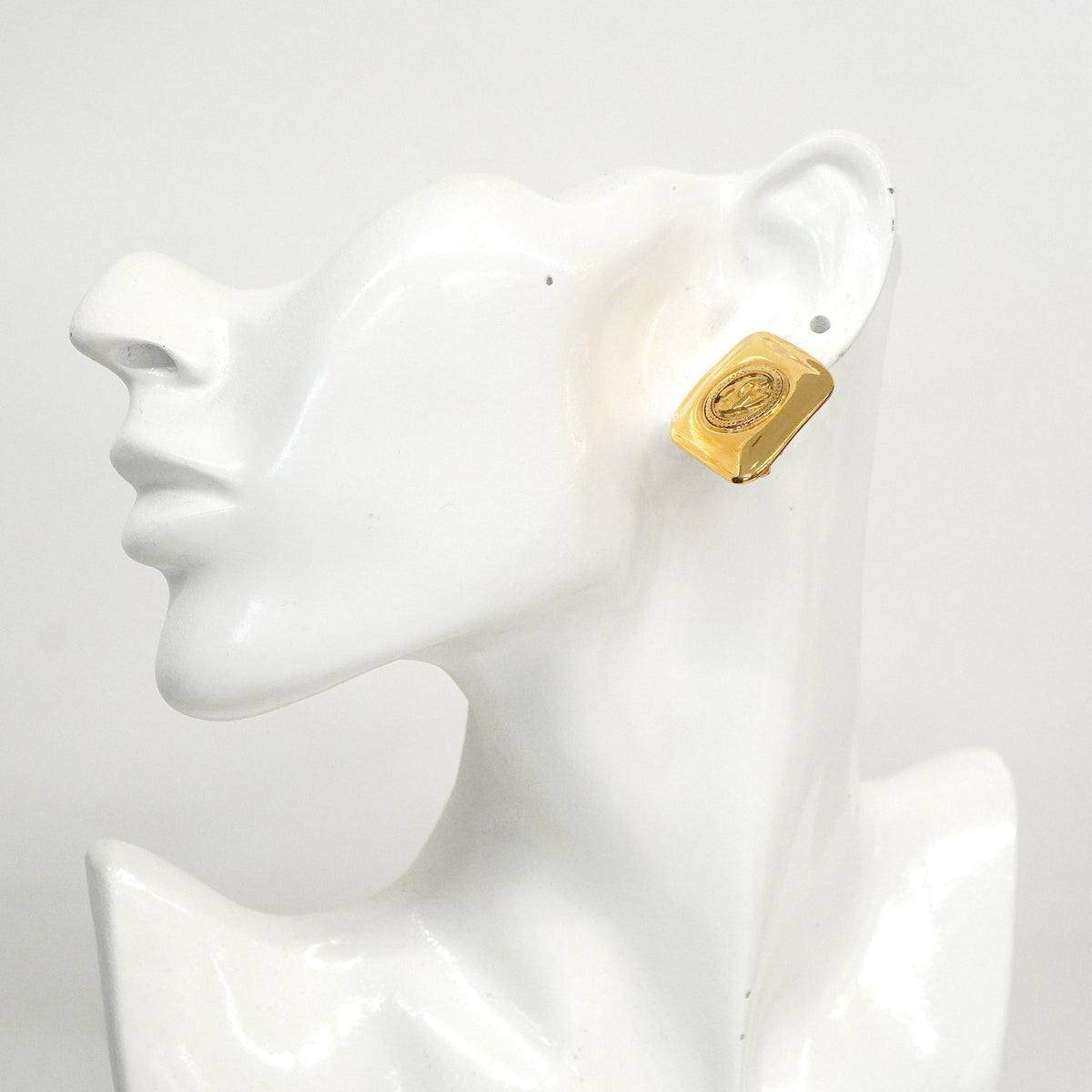【6jib0239】シャネル イヤリング ヴィンテージ ココマーク 菱形 GPメッキ ゴールド【中古】レディース
