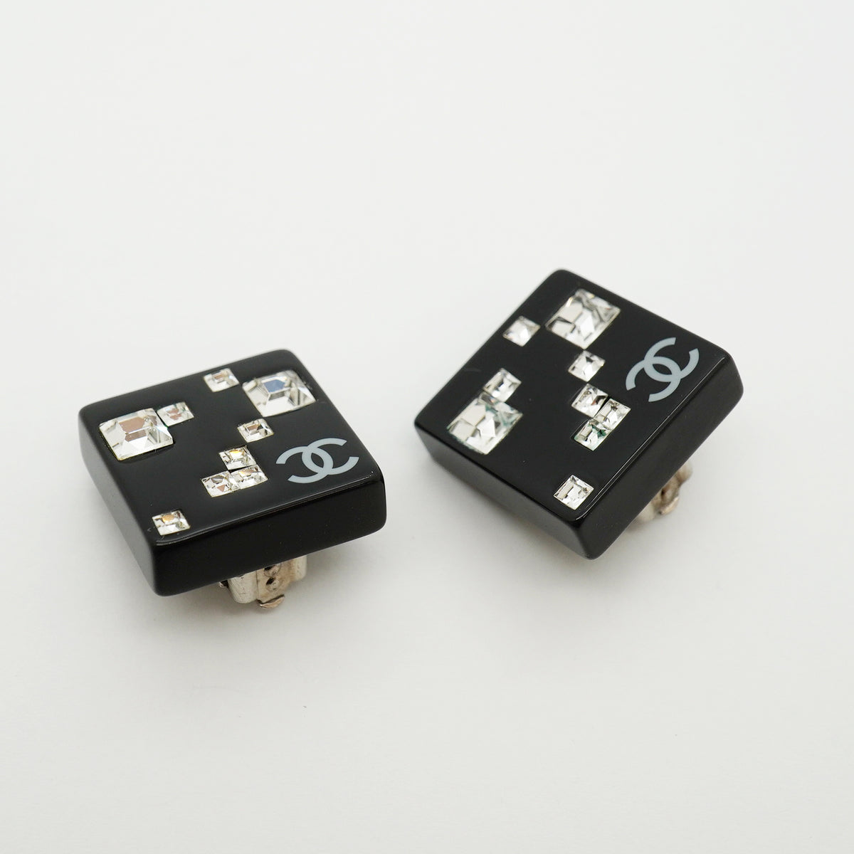 【6jib0249】シャネル イヤリング ココマーク スクエア メタル ラインストーン シルバー ブラック【中古】レディース