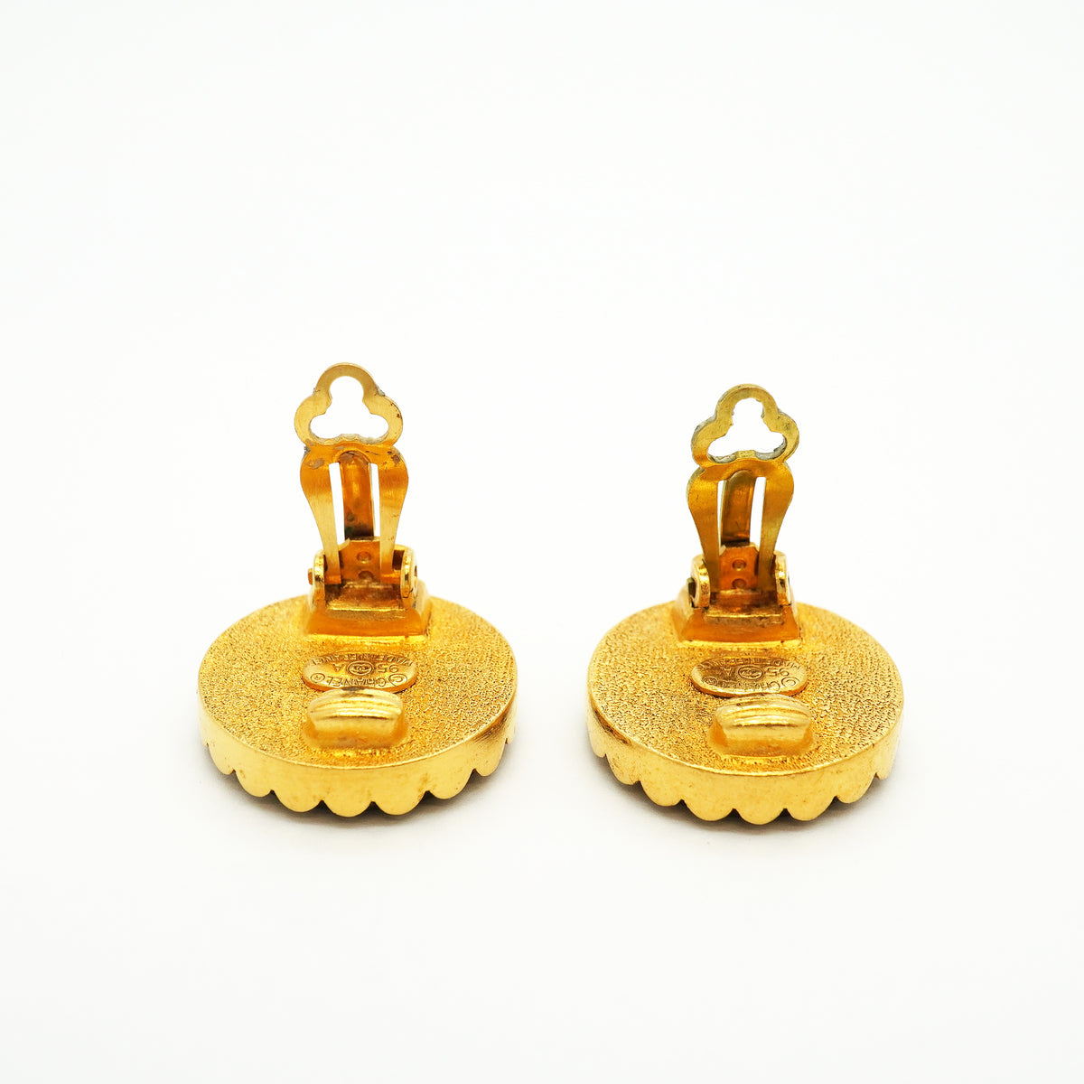 【6jib0254】シャネル イヤリング ヴィンテージ ココマーク 丸型 サークル GPメッキ ゴールド ブラック【中古】レディース
