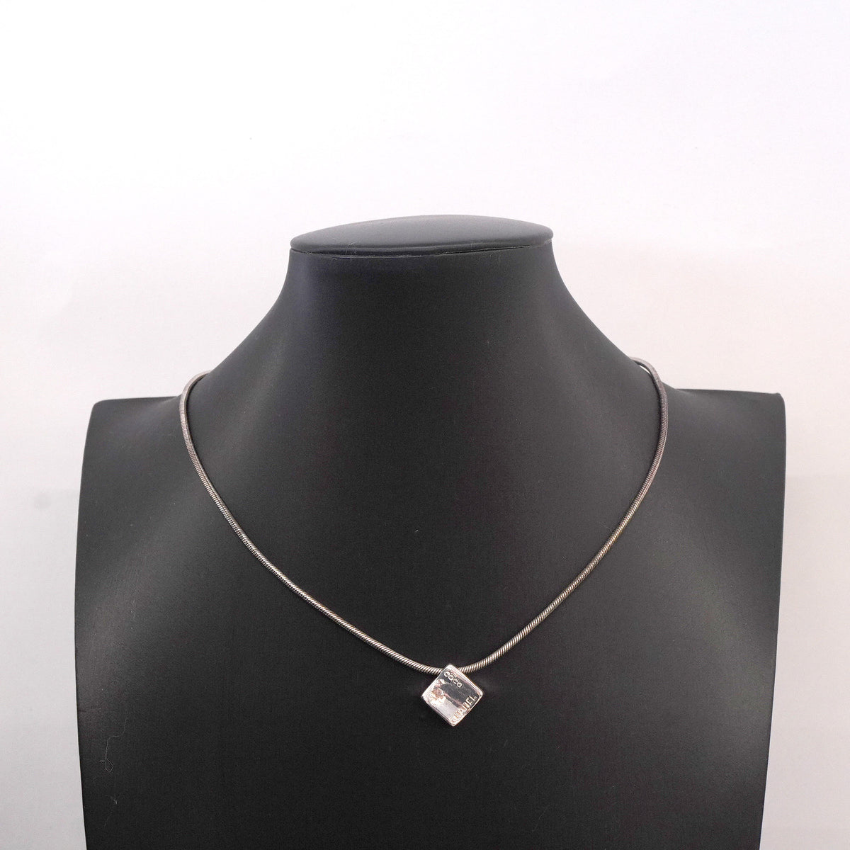 【6jib0311】シャネル ネックレス シャネルロゴ カメリア シルバー925【中古】レディース