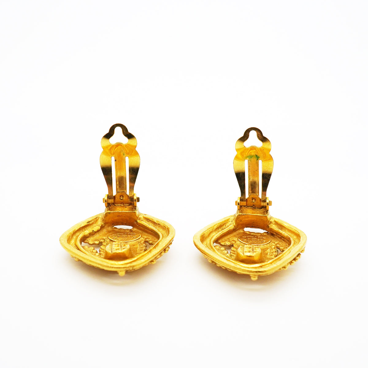 【6jib0506】シャネル イヤリング ヴィンテージ ココマーク 菱形 GPメッキ ゴールド【中古】レディース